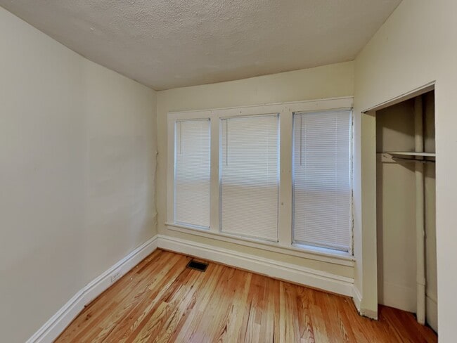1712 Summit St Unidad A
