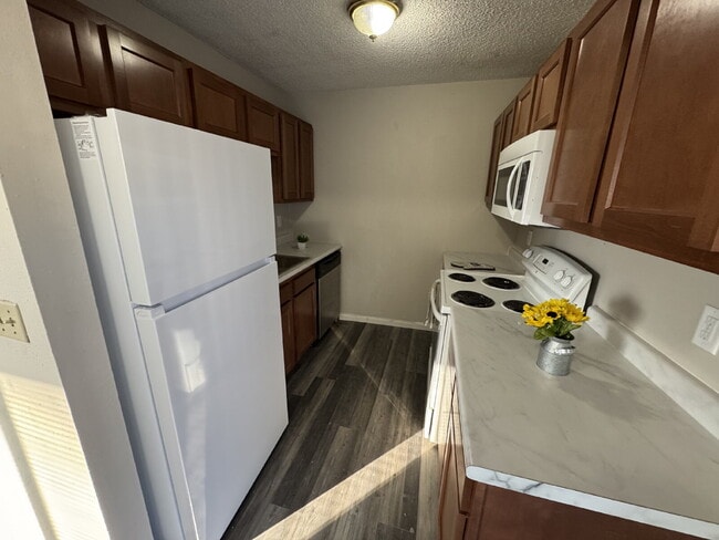 Photo - END UP SOMEWHERE YOU’LL LOVE — ONLY $825 2 BEDROOM APARTMENT! Unit Apt D