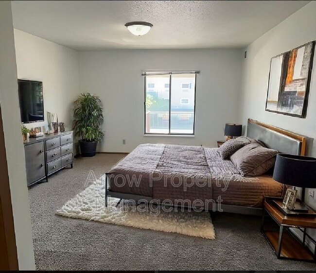 Photo - 205 E Arbor Ave