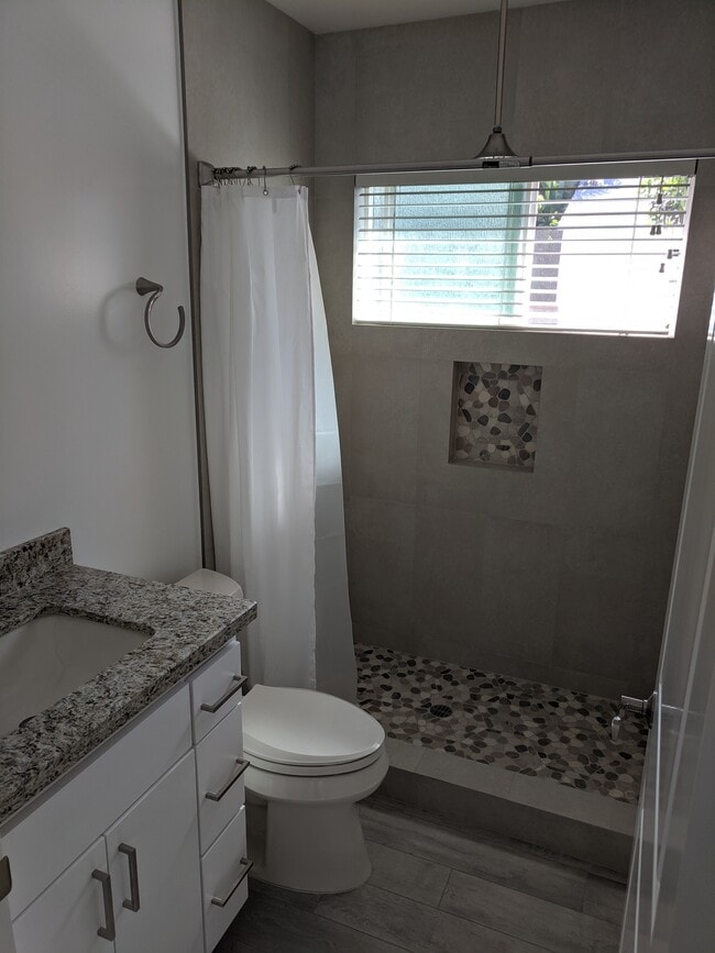 Photo - 2442 Granville Ave