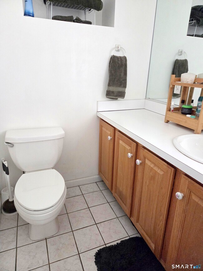 Photo - 54 Benedict St Unit A