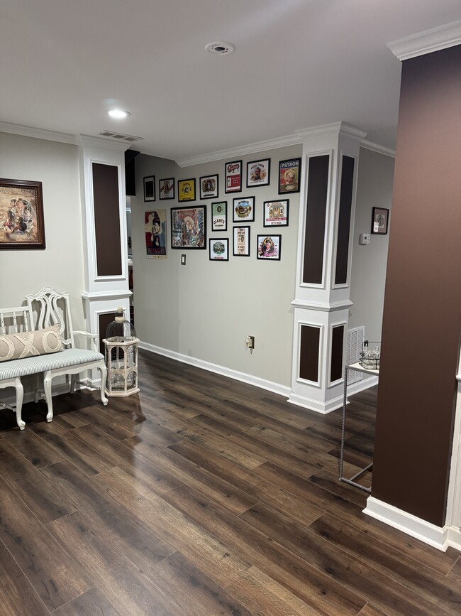 Photo - 2312 Azalea Dr