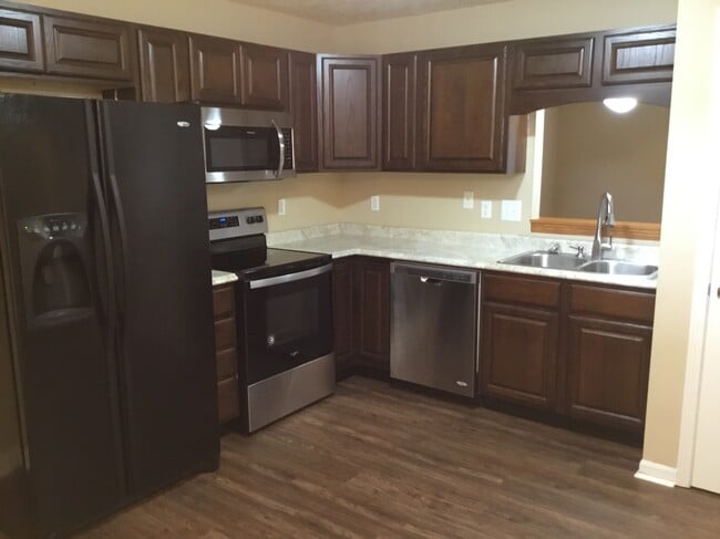 Photo - 2040 Theodore Dr