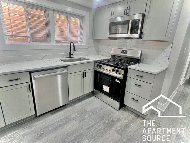 Photo - 2937 N Fairfield Ave Unit G