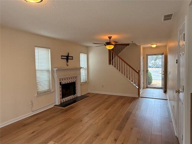 Photo - 342 Cottonwood Creek Cir