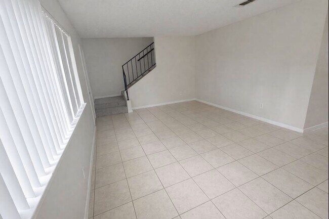 Photo - 2155 Hazlitt Dr