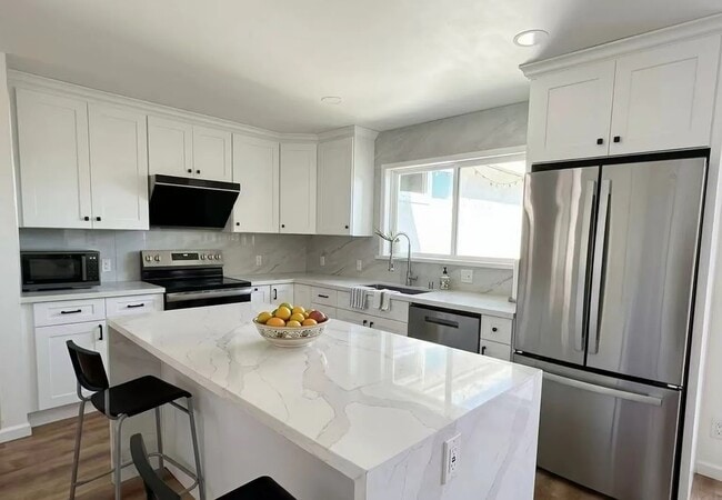 Photo - 635 River View Dr