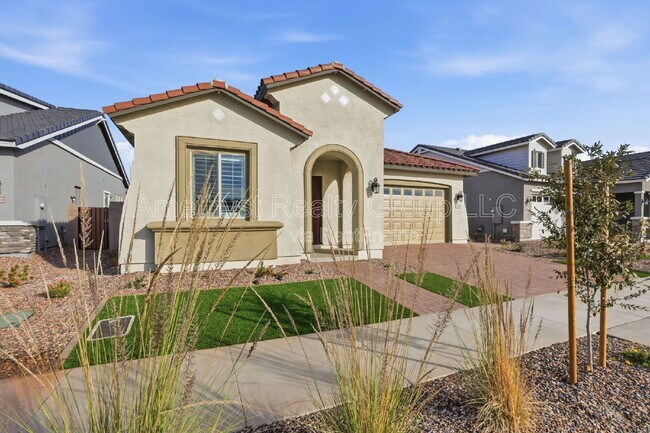 Photo - 15660 W Pershing St