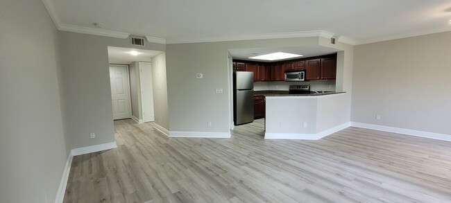 1B/1B Living Room - Briar Landings Apartments