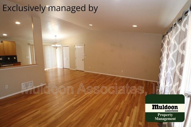 Photo - 291 W Elgin Dr