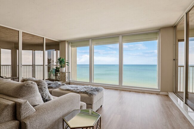 Photo - 4051 Gulf Shore Blvd N