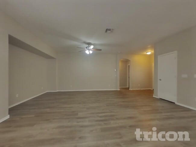 Photo - 13038 W Aster Dr