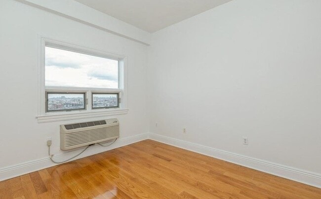 Photo - 809-815 22nd St Unit 602