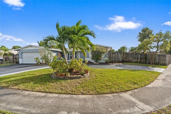 Photo - 8930 NW 23rd St