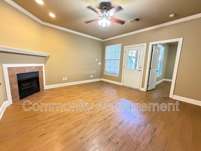 Photo - 809 Summer Breeze Dr Unit Apt 302