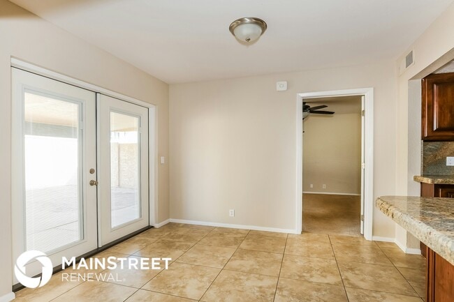 Photo - 510 E Marco Polo Rd