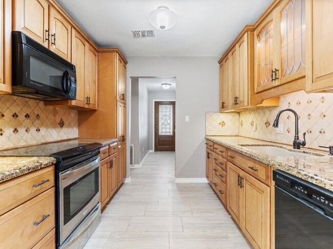 Photo - 2208 Gontier Dr