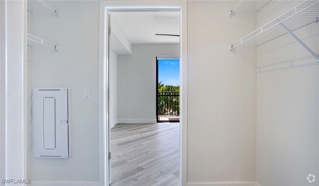 Building Photo - 22980 Vista Edera Cir Unit 2-209 Rental