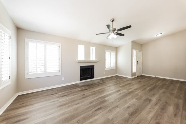 Photo - 8810 W Grovers Ave