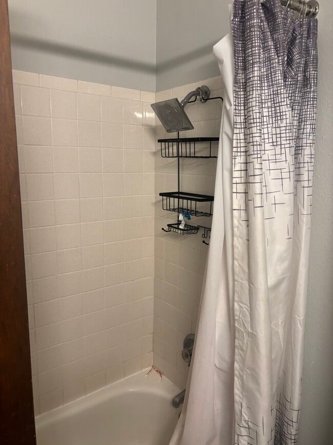 Photo - 2917 1/2 Formay Ave