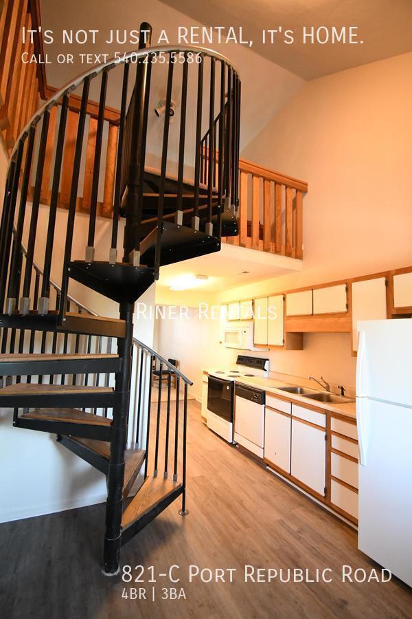 Photo - 821-C Port Republic Road-