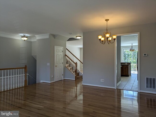 Photo - 4016 Timber Oak Trl
