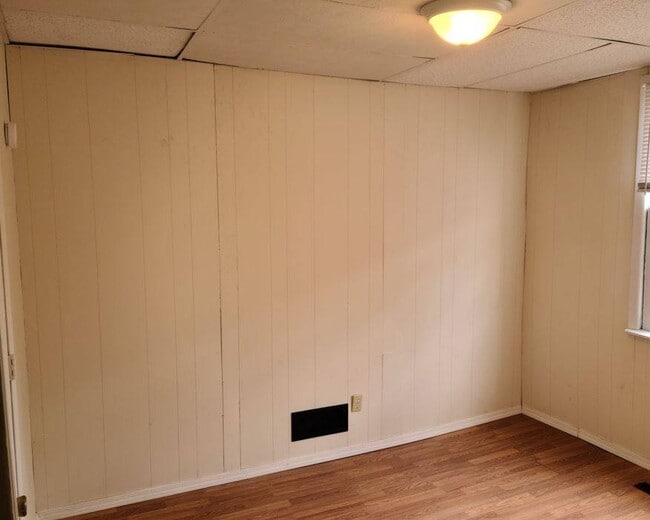 Photo - 30 E Harrison St