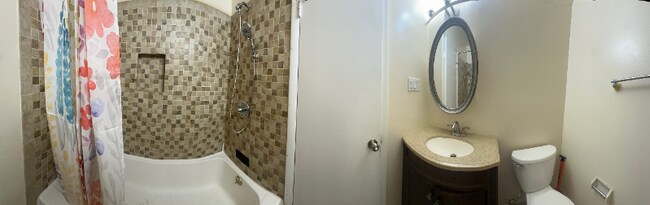 Photo - 8xxx Barrett Pl