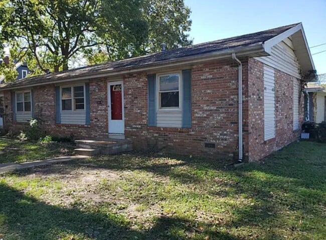 Photo - 1440-1442 E Cairo Unit 1440 E Cairo St