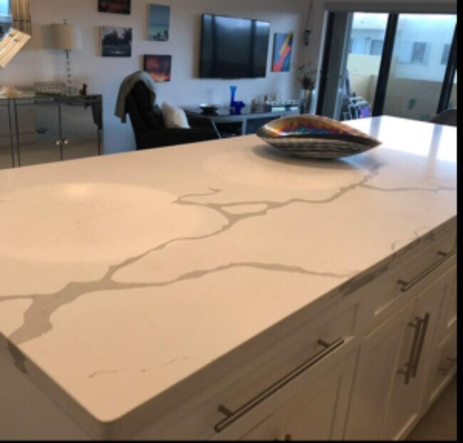 Photo - 330 SE 20th Ave Unit 517