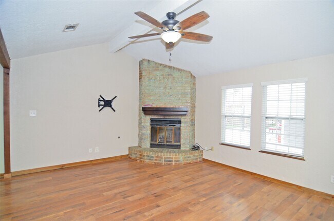 Photo - 11731 Bowie Dr