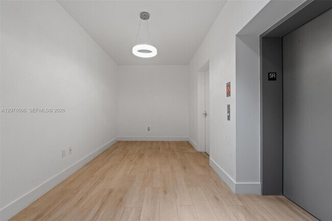 Photo - 16385 Biscayne Blvd Unit 521