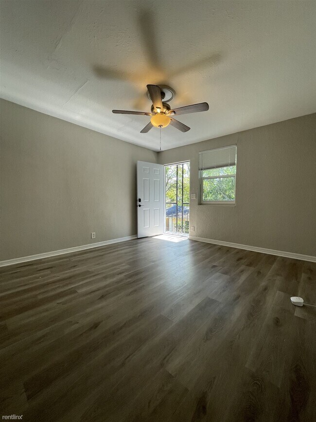 Photo - 2 br, 1 bath 4plex - 1575 West 19th Street 4