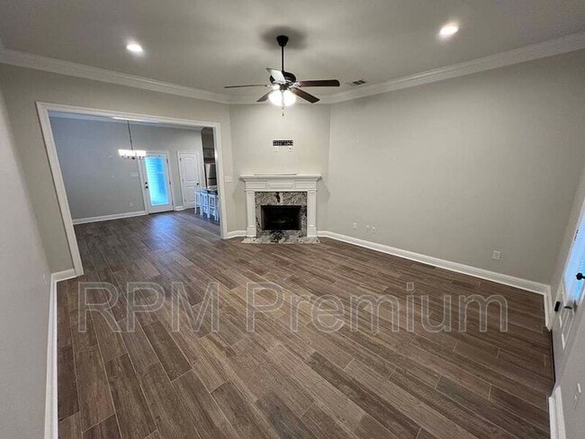 Photo - 6212 Lake Edge Dr