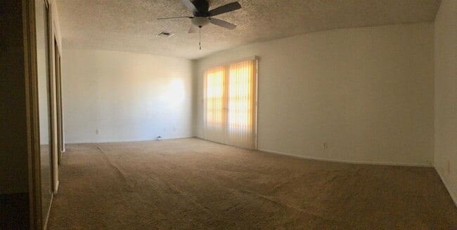 Photo - 823 Spyglass Ln