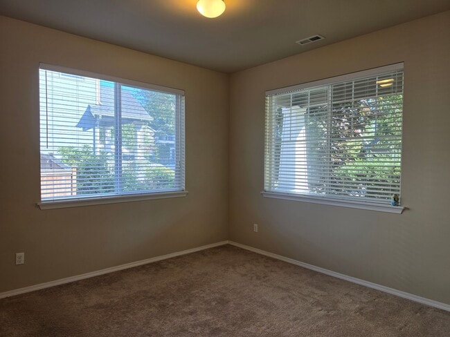 21697 NW Monterey Loop