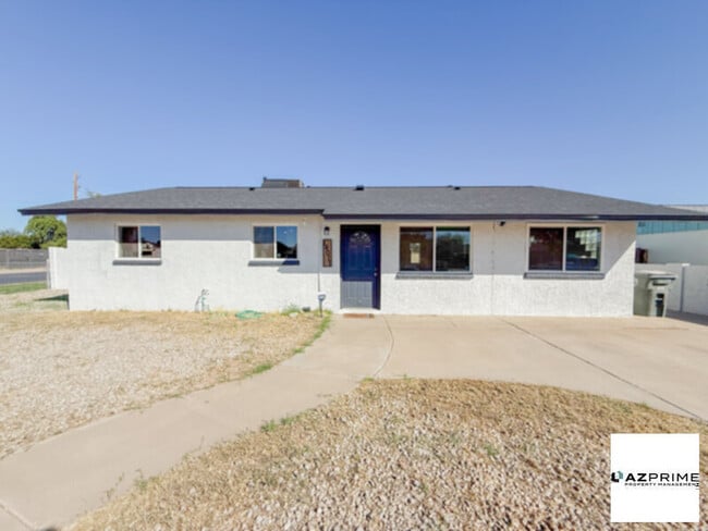 Photo - Exceptional 3/2 El Mirage Home - Spacious,...