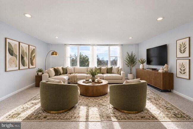 4600 Duke St Unit 413