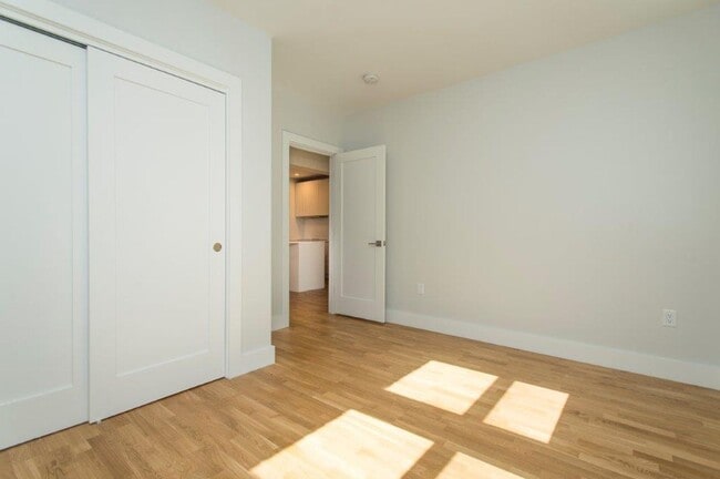 Photo - Great 1 Bed Or 2 Bed w/o Living Room