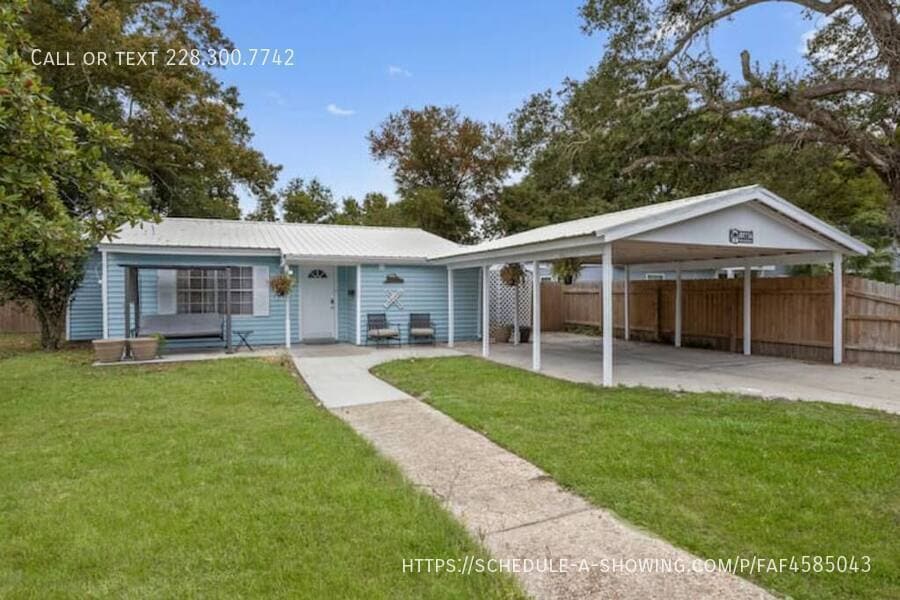 Photo - 1807 Curcor Dr House