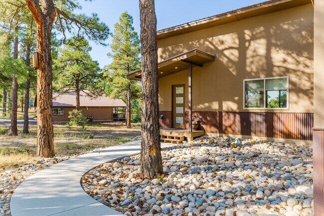 642 Twincreek Cir