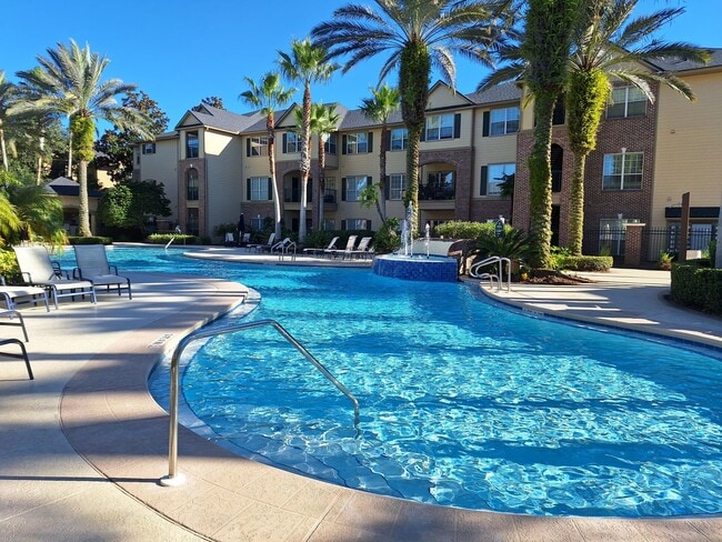 Photo - Ground Floor Condo at Gate Pkwy Unit 7800 POINT MEADOWS Drive