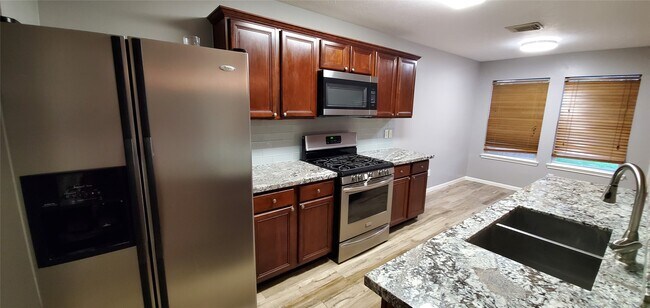 Photo - 5106 Prosperity Cir