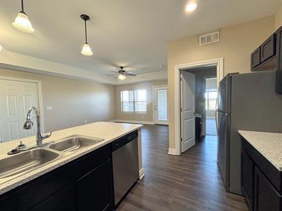 Photo - 1409 Genesis Dr