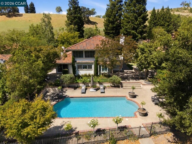 Photo - 316-316 Live Oak Dr