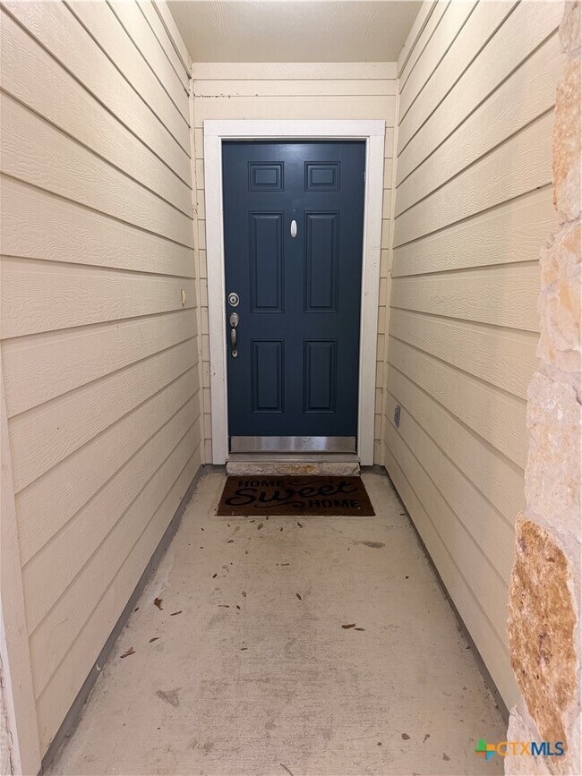 Photo - 647 Tom Kemp Dr