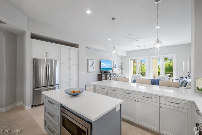 Building Photo - 2851 Tiburon Blvd E Unit 9-103 Rental