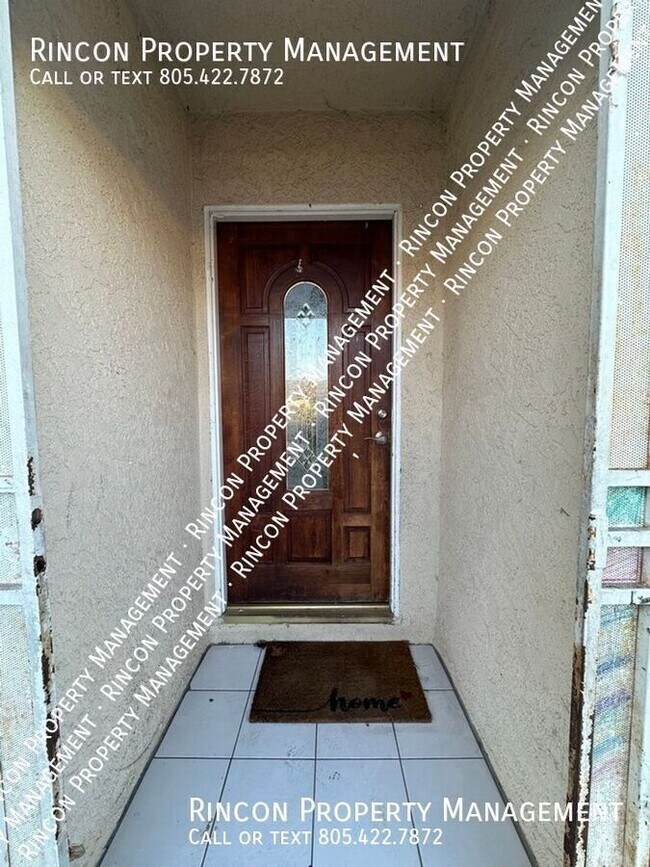 Photo - Available Now!!! 2 Bedroom Duplex Home in ... Unidad 5417 Roland Way