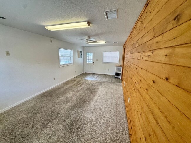 Photo - 306 N Iona Ave