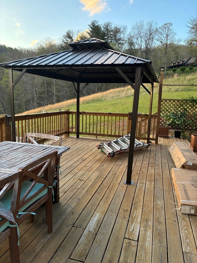 Photo - 111 Sunrise Ln